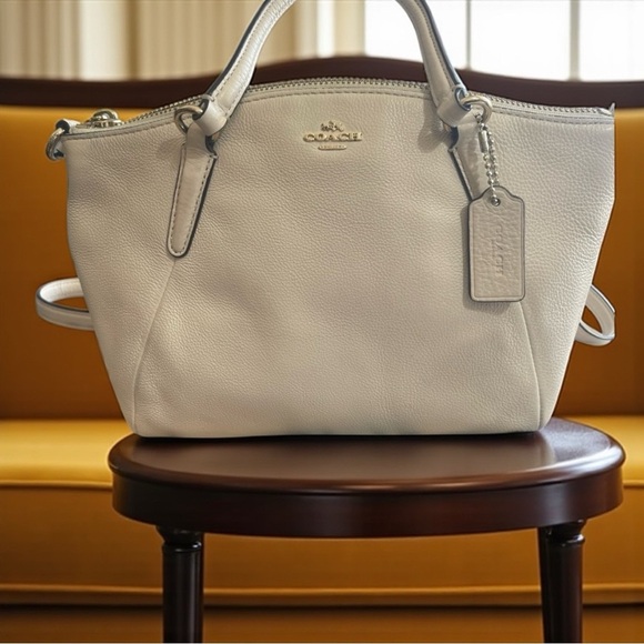 Coach Mini Kelsey Cream Crossbody Bag with Structured Design - Picture 9 of 10
